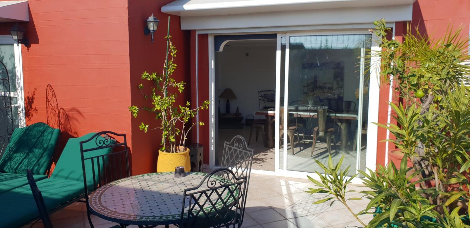 Appartement Agreable Avec 2 Tres Belles Terrasses Au Coeur De Рабат Екстериор снимка