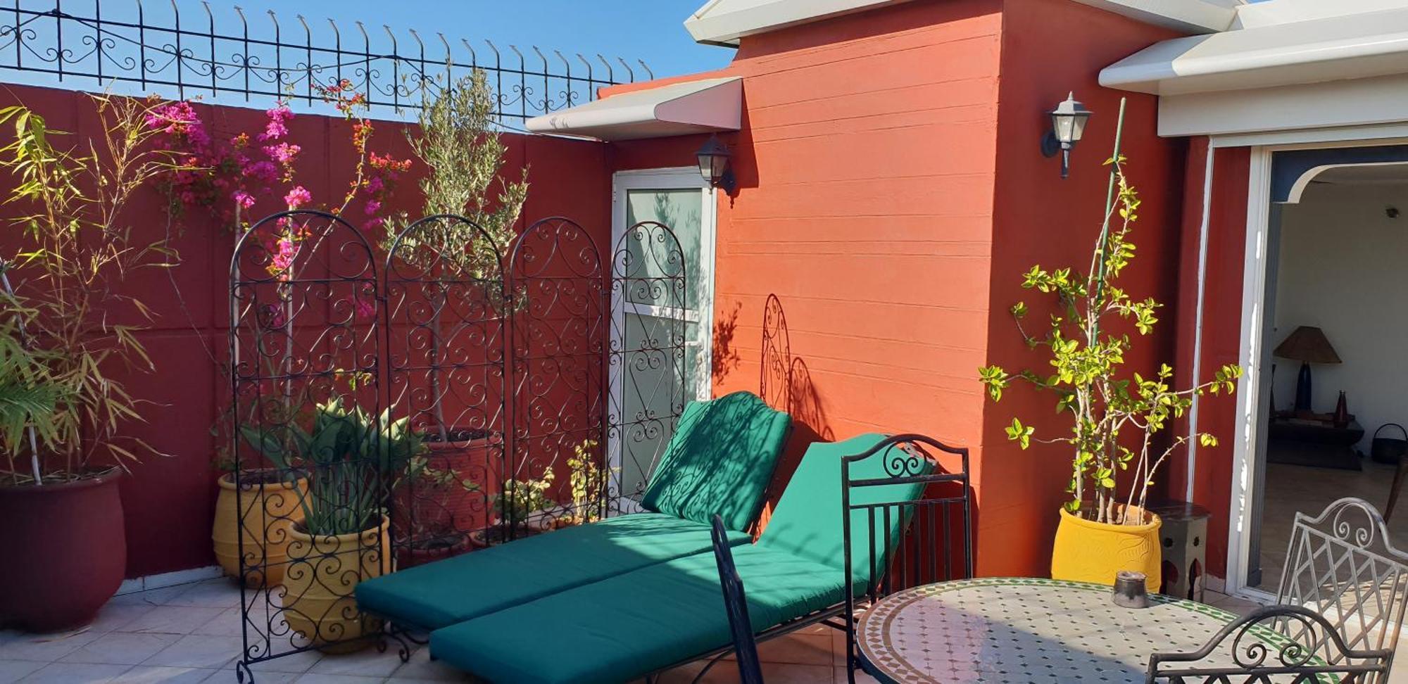 Appartement Agreable Avec 2 Tres Belles Terrasses Au Coeur De Рабат Екстериор снимка