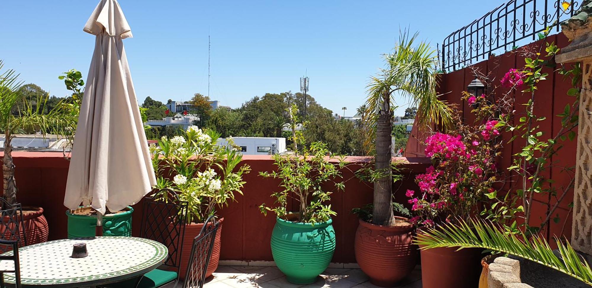 Appartement Agreable Avec 2 Tres Belles Terrasses Au Coeur De Рабат Екстериор снимка