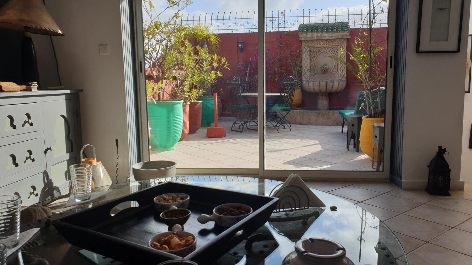 Appartement Agreable Avec 2 Tres Belles Terrasses Au Coeur De Рабат Екстериор снимка